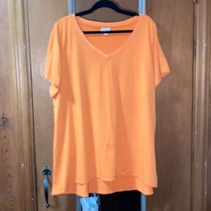 3x Lularoe Christy tee